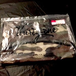 Thirty one cinch sac